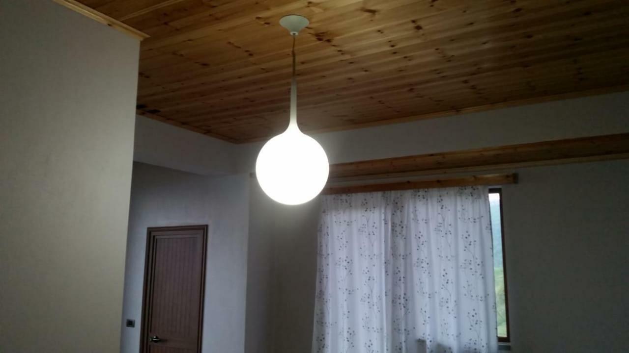 Hôtel Bujtina E Tomorrit à Ujanik Extérieur photo